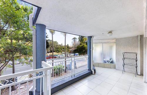 South Brisbane Apartment | 90 m² Apartment ∙ 2 bedrooms ∙ 6 guests