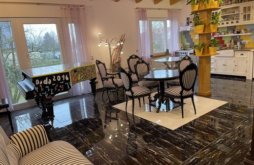 Lindenberg Apartment | 90 m2 family apartment in a new villa 16km from Berlin center with up to 3 beds