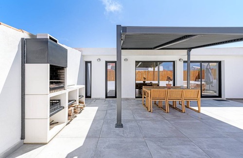 Camarate House | 90 m² House ∙ 2 bedrooms ∙ 6 guests