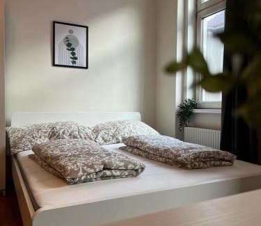 Hernals Apartment | 90 m2 Stylish Apartment with Free Parking