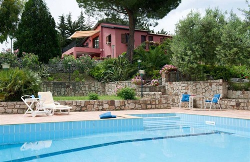 Collesano Villa | 90 m² Villa ∙ 2 bedrooms ∙ 5 guests