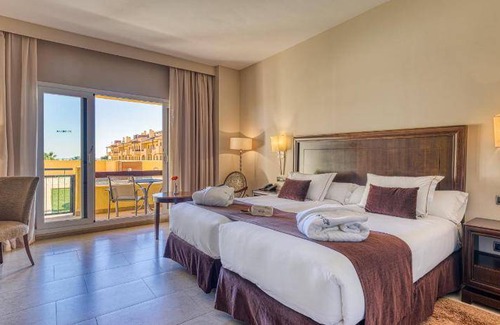 Los Alcazares Resort | 91 m² Resort ∙ 2 bedrooms ∙ 127 guests