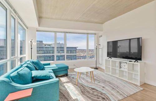 Assembly Square Apartment | 92 m² Apartment ∙ 2 bedrooms ∙ 5 guests