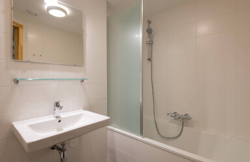Reeuwijk House | 92 m² House ∙ 3 bedrooms ∙ 6 guests