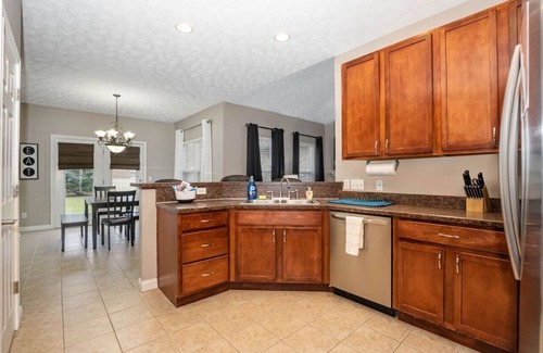 Centerville House | 9287 Maxwells Crossing · New! Large home in Great suburban neighborhood.