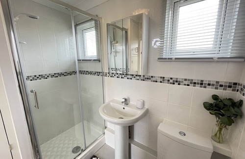 Stalham Ski Chalet | 93 Broadside Holiday Chalet near Broads & Beaches