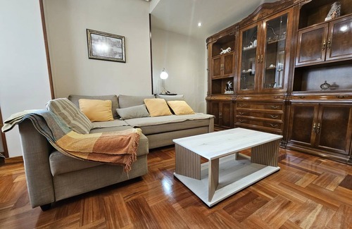 Distrito Sur Apartment | 94 m² Apartment ∙ 2 bedrooms ∙ 4 guests