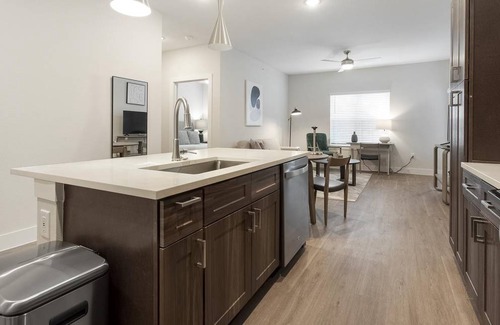 Seguin Apartment | 96 m² Apartment ∙ 2 bedrooms ∙ 4 guests