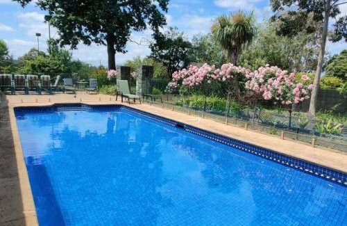 Vermont South House | 98 m² House ∙ 2 bedrooms ∙ 5 guests