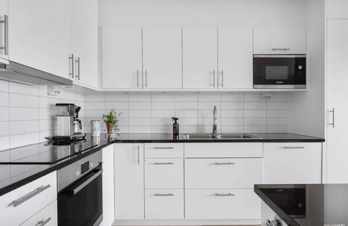Orebro Apartment | 99 m² Apartment ∙ 3 bedrooms ∙ 2 guests