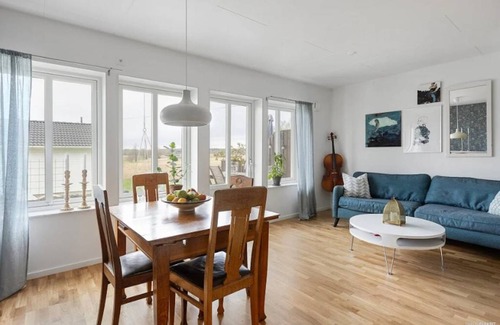 Orebro Apartment | 99 m² Apartment ∙ 3 bedrooms ∙ 2 guests