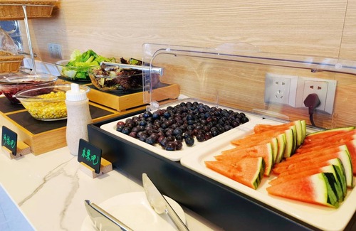 Chongchuan Hotel | 99 m² Hotel ∙ 2 bedrooms ∙ 127 guests