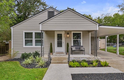 Bryan House | 99 m² House ∙ 2 bedrooms ∙ 4 guests