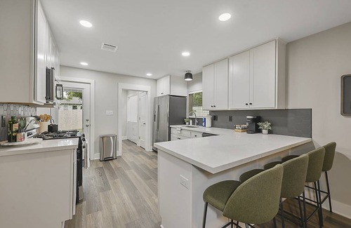 Bryan House | 99 m² House ∙ 2 bedrooms ∙ 4 guests