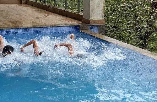 Lonavala Villa | A 4 BHK VILLA WITH A PRIVATE INFINITY POOL SURROUDED BY SERENE HILLS