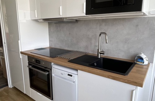 Velizy-Villacoublay Apartment | A 6 Kilomètres du Château de Versailles et 13 Kilomètres du Golf National !