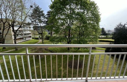 Velizy-Villacoublay Apartment | A 6 Kilomètres du Château de Versailles et 13 Kilomètres du Golf National !
