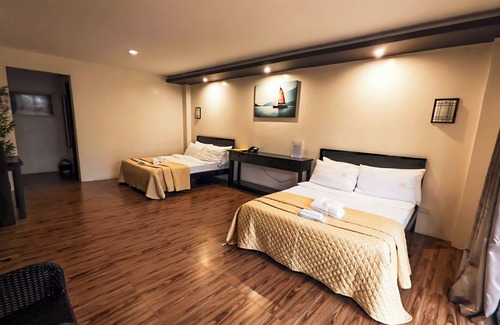 Amadeo Hotel | A&A Garden Suites