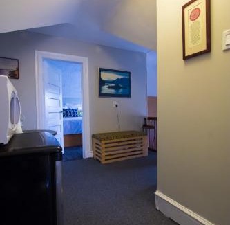 Ditmas Park Bed & Breakfast | A and FayeBed and Breakfast, Inc,