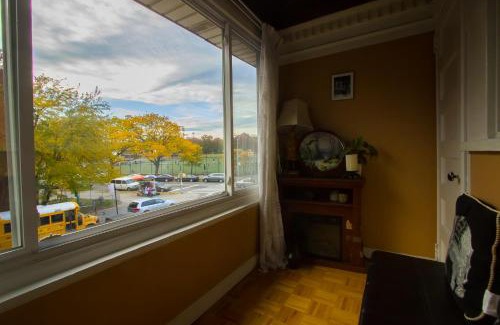 Ditmas Park Bed & Breakfast | A and FayeBed and Breakfast, Inc,