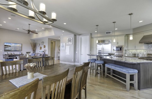 Avila Beach House | A Beach Dreamer's Retreat in downtown Avila Beach with Ocean Views