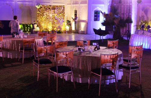 Surat House | A beautiful bungalow with a beautiful view in the heart of the city
