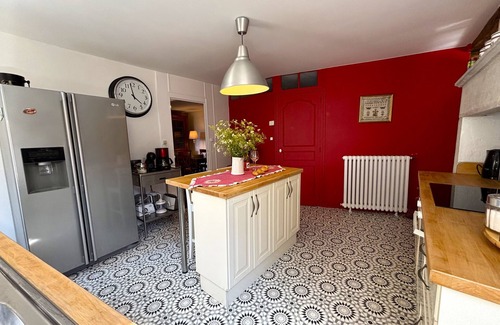 Saint-Cyprien House | A beautiful character 16th century house set in the center of a medieval village