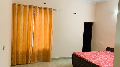 Kharar House | A Blooming Retreat-Holiday Home 3BHK