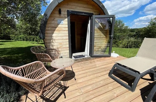 Sommieres House | A/C/TV cabin