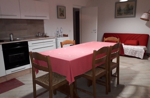 Corniglio Apartment | "A Casa di Gio" holiday home