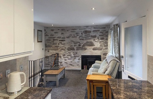 Caputh Cottage | A charming two-bed cottage set within a picturesque village and landscape.