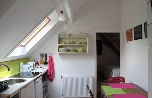 Tournai Cottage | A Cocoon for 2 People With a Beautiful View of the Valley Tournai