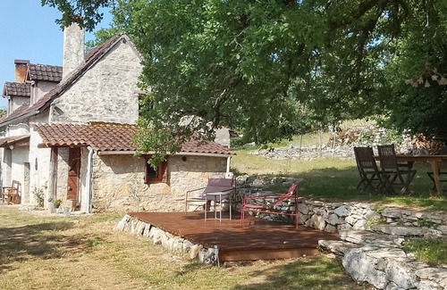 Cenevieres Bed & Breakfast | A cocoon in the heart of the Causses to recharge your batteries in the midst of nature.