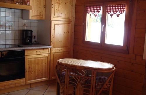 Taintrux Ski Chalet | A CORNER OF PARADISE IN RENEUX - VERY CLOSE FOREST FOR PLEASANT WALKS