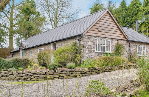 Bishops Castle Cottage | A cosy cottage in an Area of Outstanding Natural Beauty.