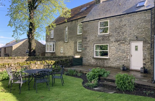 Tow Law Cottage | A cosy rural retreat in a picturesque village