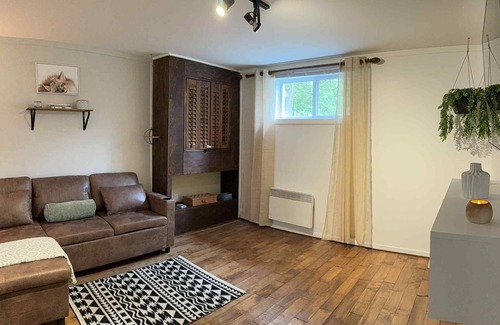 Sainte-Adele Apartment | A Cozy Haven for Relaxation or Sports Enthusiasts