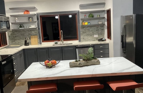 Santa Cruz House | A Cut Above The Rest