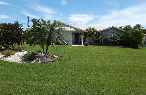 Burnt Store Isles House | A GORGEOUS PUNTA GORDA RETREAT -