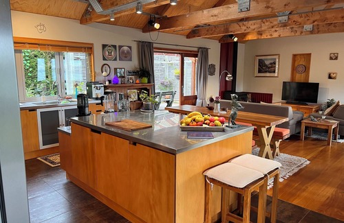 Diamond Harbour House | A Healing Haven in Diamond Harbour, Christchurch New Zealand.