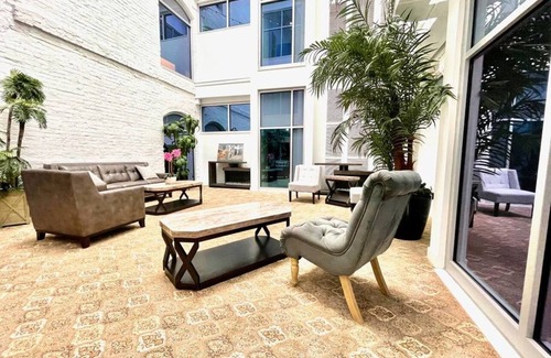 Old Market Apartment | A historic 700 square foot loft in the heart of the Old Market