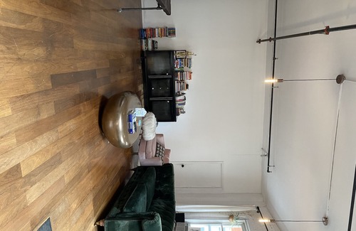 Harsimus Cove Apartment | A Huge loft in the middle of downtown and 7 minutes from NY