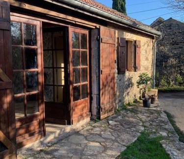 Sauveterre-la-Lemance House | A l'Orée des Vignes