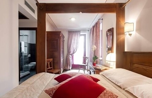 Saint-Vincent House | A' la Table du Sommelier