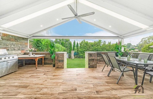 Cranebrook House | A Leisurely Three-Bedroom Home in Cranebrook