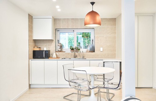 Samcheok House | a new beautiful, clean n comfortable pension by the coasts(opt.bbq)