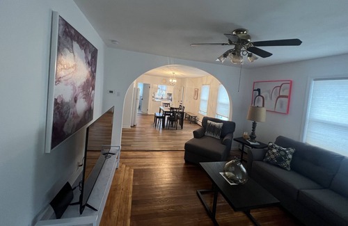 Pawtucket Apartment | A new renovated inspirational three bedrooms apartment floor 2.