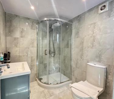Lacey Green House | A Nice 2BR Fully Furnished with Parking 2BRFN LP