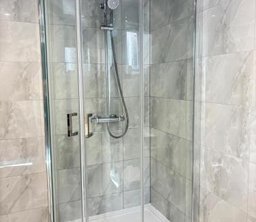 Lacey Green House | A Nice 2BR Fully Furnished with Parking 2BRFN LP