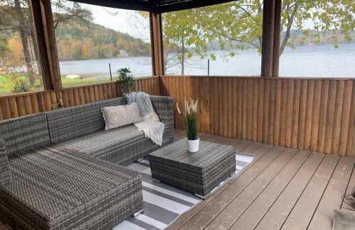 Degelis House | A Peaceful Waterfront Escape - La Perle du Lac